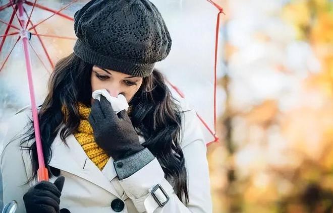 一感冒就吃抗生素?注意:感冒千万别再乱吃这几种药无效还有害(图3)