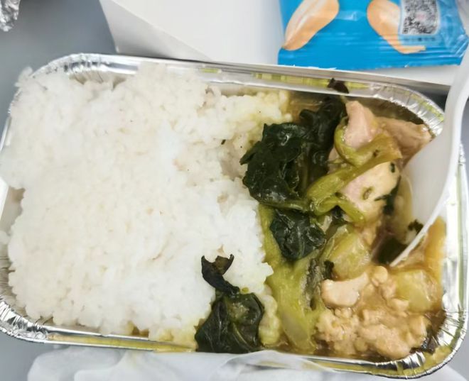 年入4000亿吃馒头榨菜!最“抠”巨头为何背刺国人?(图6)