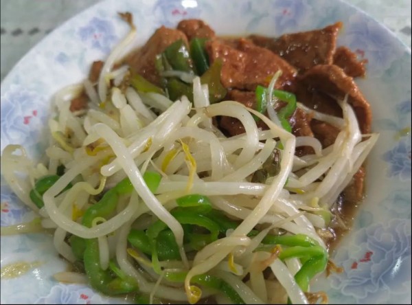 上海今夏的第一口冷面来了!这里排队十几米!冷面居然曾被禁售?原因→(图4)