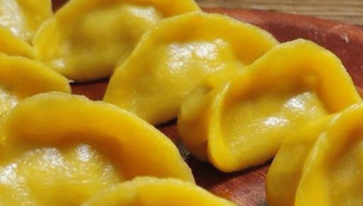 蒸饺作为一道传统的中式点心不仅美味可口而且寓意团圆吉祥(图3)