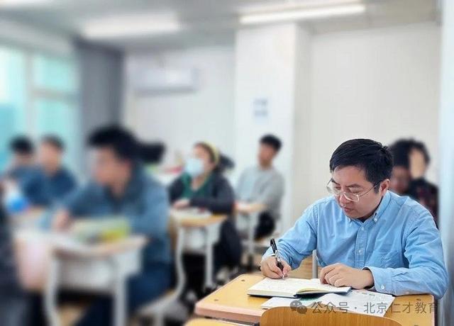 千帆阅尽王者归来：王慰卿校长以初心铸就仁才教育新未来(图5)