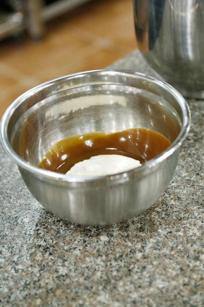 大师力作我有一个关于焦糖牛奶巧克力杯子甜点的秘密！(图4)