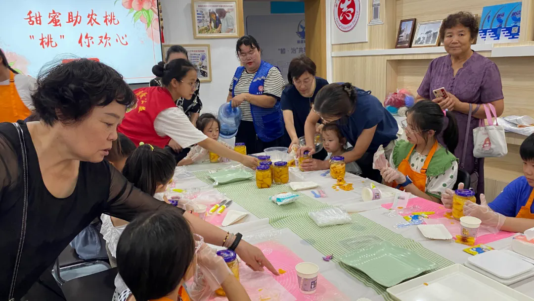 倡树新时代美德健康生活方式丨威海鲸园街道：消暑甜品巧手做邻里互动情更浓(图4)
