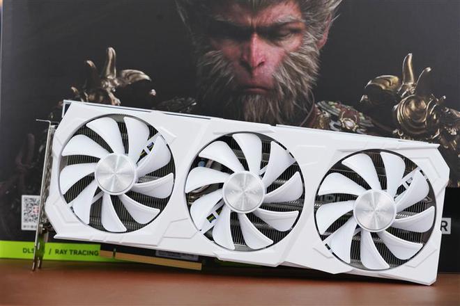 天命人2K甜品利器！耕升RTX4070SUPER踏雪OC定制版显卡评测(图1)