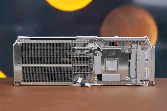 天命人2K甜品利器！耕升RTX4070SUPER踏雪OC定制版显卡评测(图10)