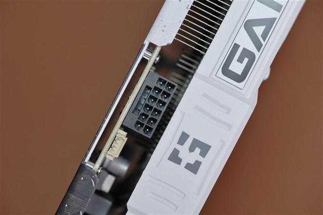 天命人2K甜品利器！耕升RTX4070SUPER踏雪OC定制版显卡评测(图8)