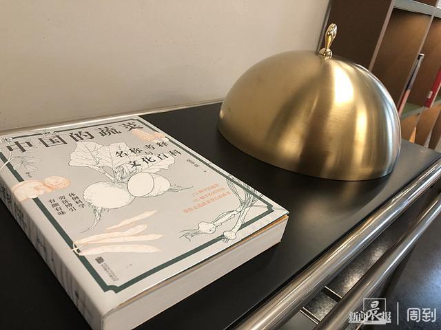 定制月饼、联名点心、引入潮牌……实体书店“花样经”不断的背后(图11)
