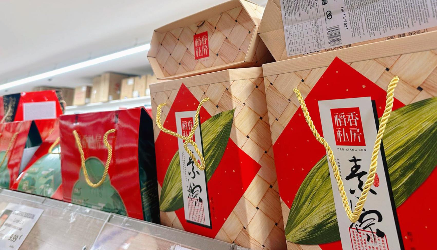苏州稻香村亮相2024亚洲国际食品展牡丹鲜花饼等糕点备受关注(图4)