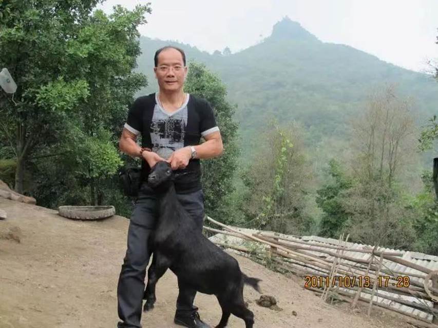 卢镜泉：从点心师到粤菜大厨终成一代烹羊专家(图6)