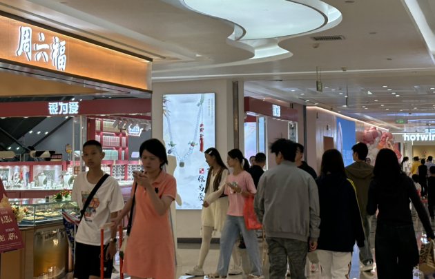 享味蕾环球游宇宙中心万家丽美食嘉年华好礼不停(图3)