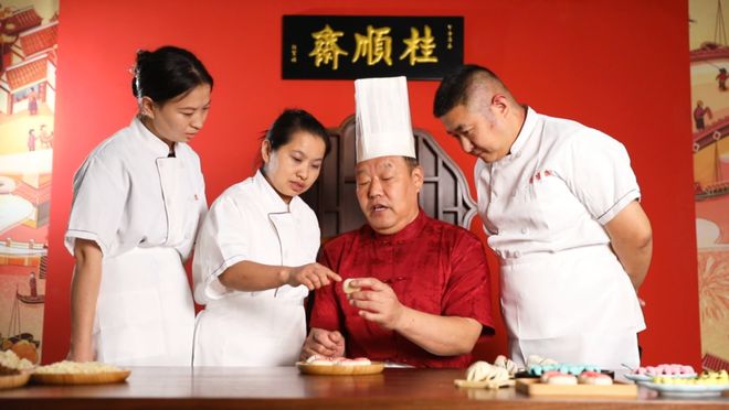 百面绘天津|“点心痴”王全喜:良心作原料匠心制糕点(图2)