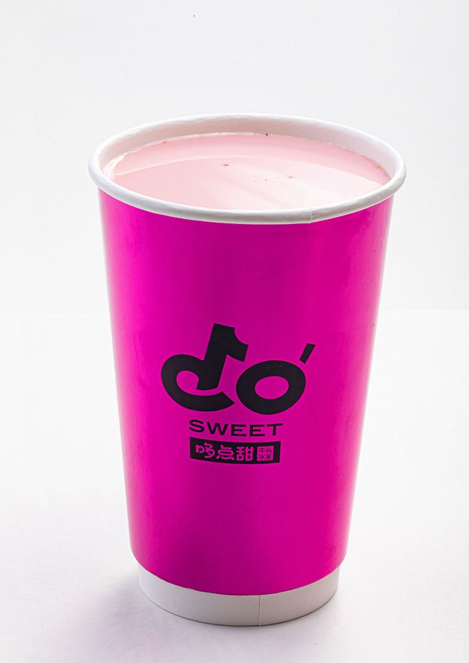 哆点甜草莓酸奶奶昔口感顺滑果香浓郁(图2)