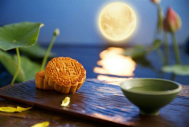 今年月饼市场遇冷年轻人不吃月饼了？中秋未至厂就慌了(图2)