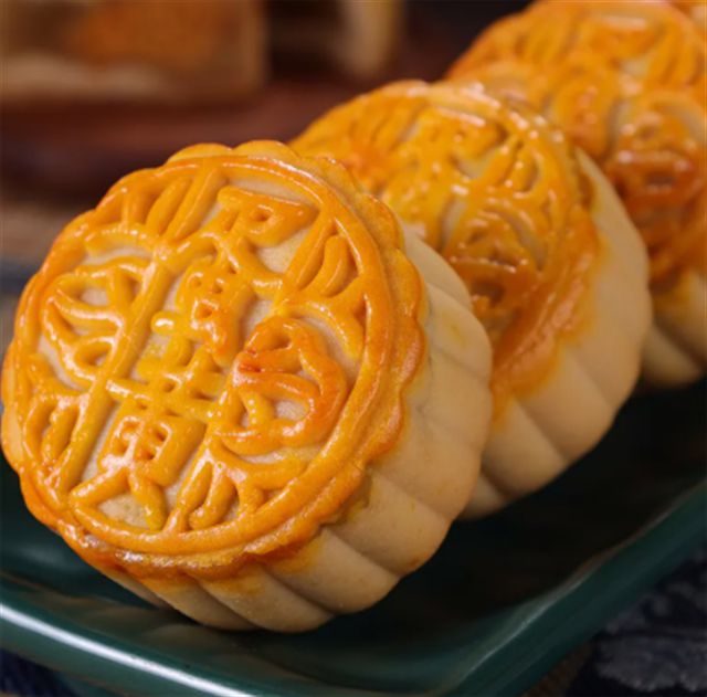 今年月饼市场遇冷年轻人不吃月饼了？中秋未至厂就慌了(图3)