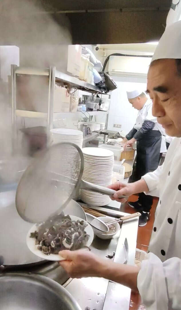 “爆肚粉”吃着像热干面！正宗老北京小吃去哪儿了？(图3)
