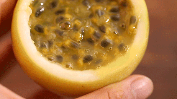 香气炸弹是什么样子？吃完这颗钦蜜9号蜂蜜黄金百香果连空气都是甜的！(图4)