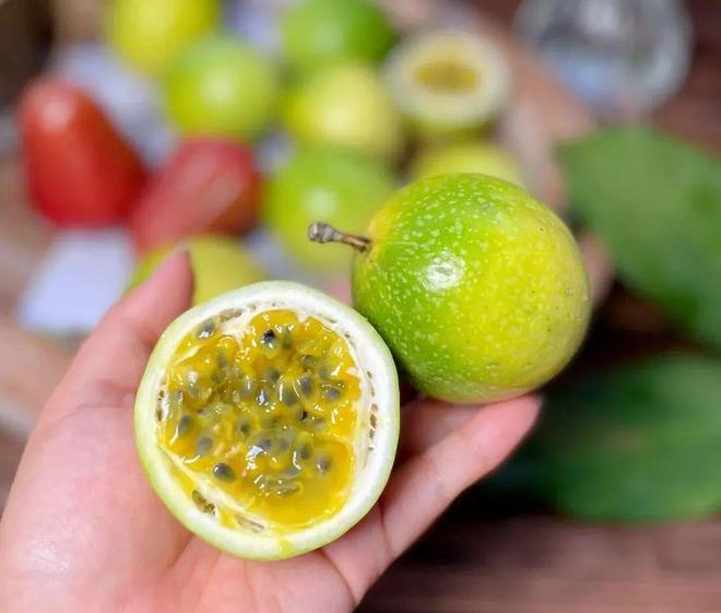 香气炸弹是什么样子？吃完这颗钦蜜9号蜂蜜黄金百香果连空气都是甜的！(图32)