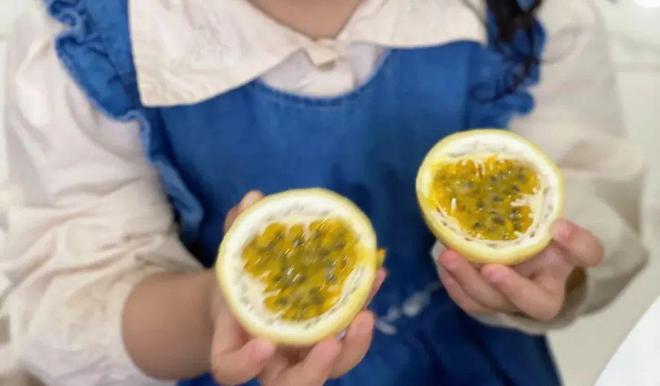 香气炸弹是什么样子？吃完这颗钦蜜9号蜂蜜黄金百香果连空气都是甜的！(图30)