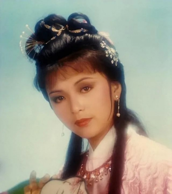 丧女的周润发：妻子抑郁了7年今生不再要孩子夫妻相濡以沫过普通生活(图5)