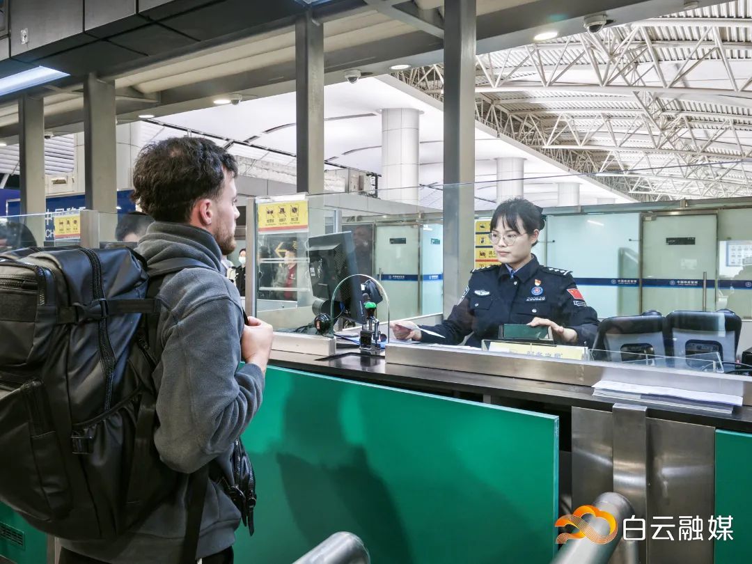 不被定义的她闪闪发光(图4)