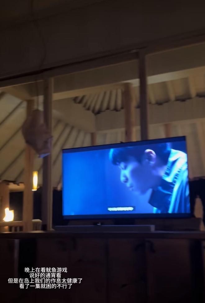 走心了？懒懒晒恋爱日常王思聪海滩上写爱懒懒抱着她海边拥吻(图7)
