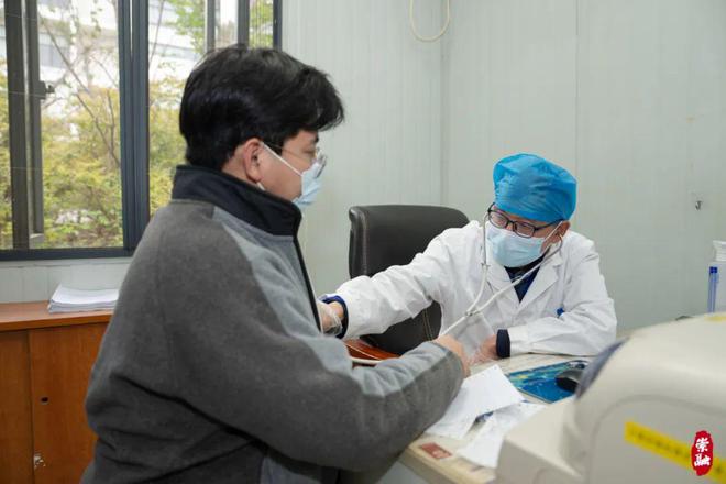 他们让上万江南造船人有“医靠”(图5)