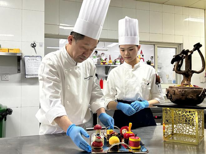 00后女厨师存造丽：把“中国味”带向世界(图2)