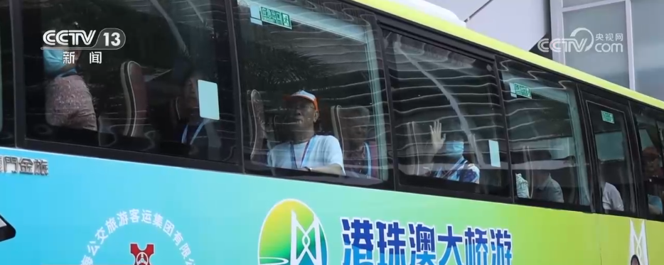 人气足、消费旺各地特色文旅活动精彩纷呈假日经济传递强劲“脉动”(图7)
