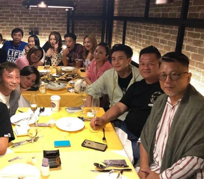 揭秘港星亲自当老板盘点香港明星店！(图5)