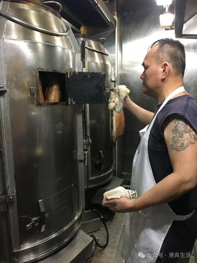港人疯排20多年的烧鹅店又火上热搜!(图7)