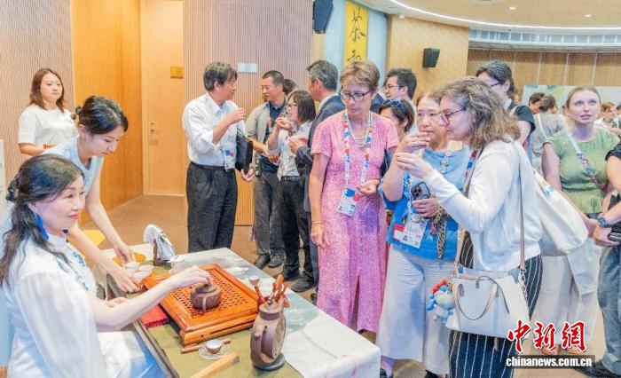 “茶和天下·雅集”在大阪世博会中国馆举办(图2)