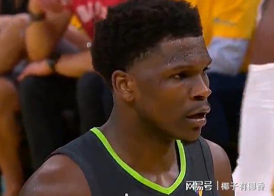 末节关键球巴特勒没摸到！勇士主场97-102告负总比分1-2(图5)