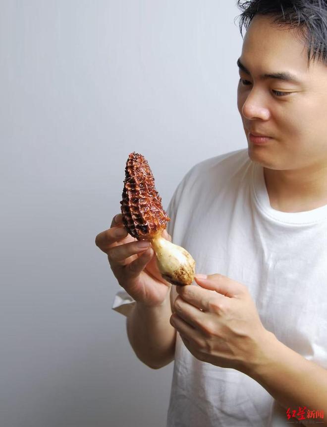 栩栩如生！徒手“捏”出恐龙、牛蛙、荔枝成都面包师走红网络(图2)