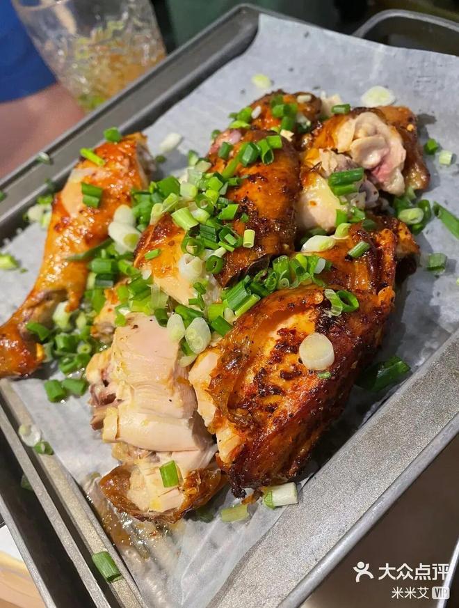 餐饮业冰火两重天:绿茶狂飙与天价账单背后的行业裂变(图3)