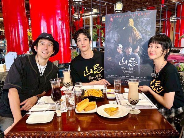 修杰楷闯房吓刘以豪…内心留阴影！法国「爬阳台整人」内幕曝光(图2)