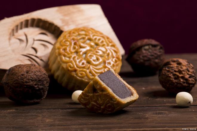 今年中秋前静悄悄月饼为何卖不动了？告诉大家背后的现实原因(图2)