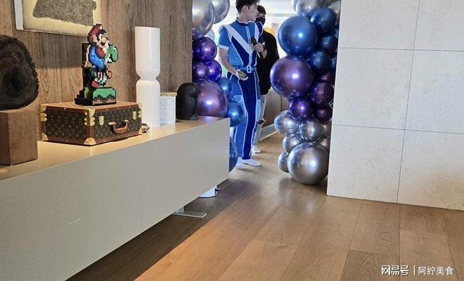 郭碧婷女儿在台北过5岁生日儿童城堡很小一桌普通点心待客(图7)