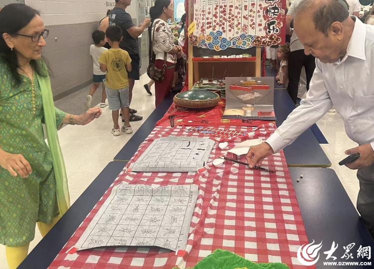 东方遇见西方美国得州小学家庭传统日的中国文化芬芳_要闻_大众网(图2)