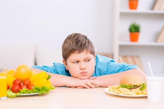 一胖毁所有别让娃再胖了父母长点心吧(图9)