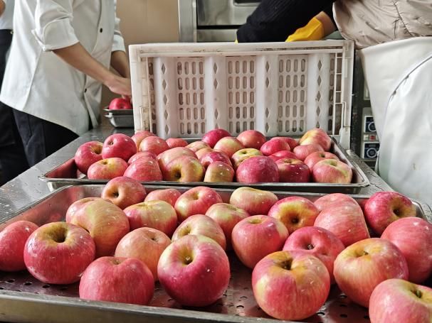 秋日苹果暖心·特别活动纪实——一颗温暖的苹果(图3)