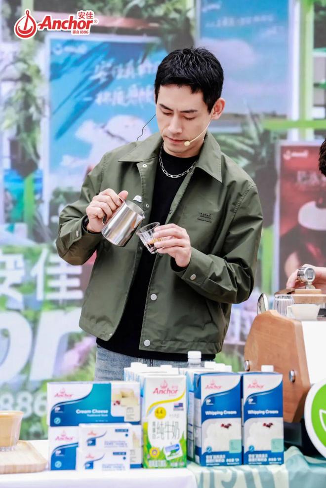 咖啡爆款藏不住了！“饮品甜品化”浪潮席卷陆家嘴咖啡节(图7)