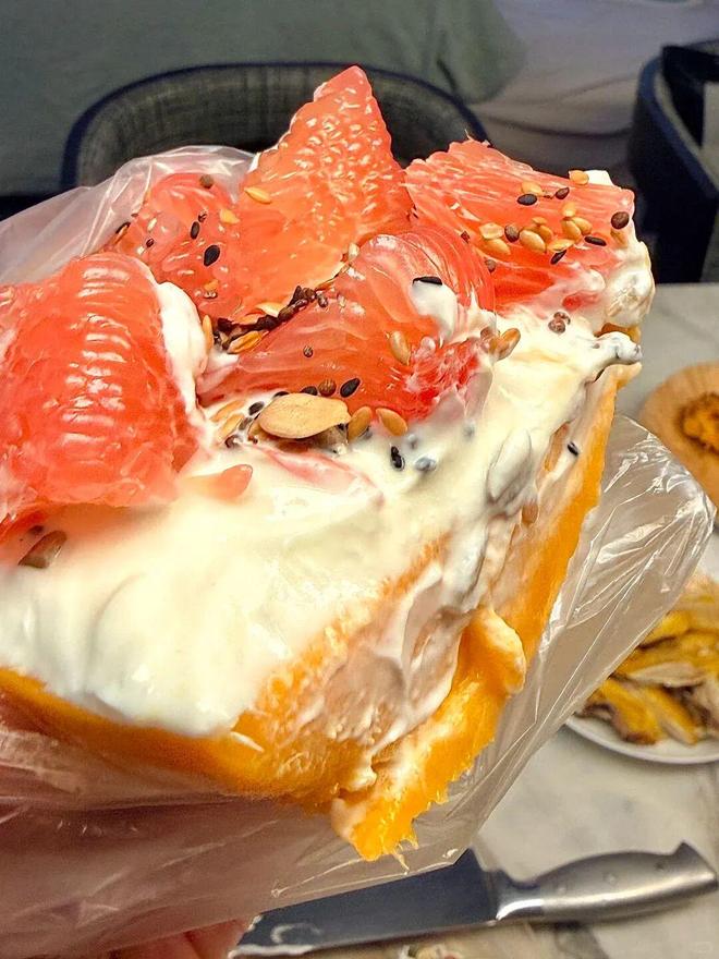 爆改“甜品顶流”！固体杨枝甘露如何一口“嚼”出亿元新生意？(图4)