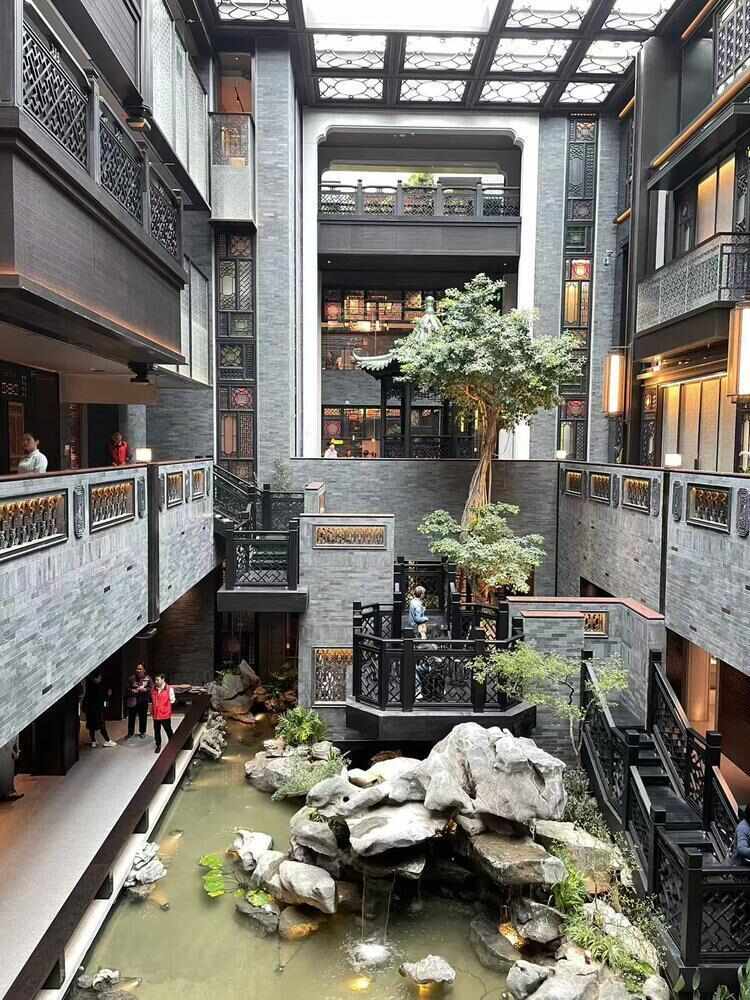 广州西关90年老字号茶楼原址焕新试业街坊一早排队霸头位｜记者走访(图4)