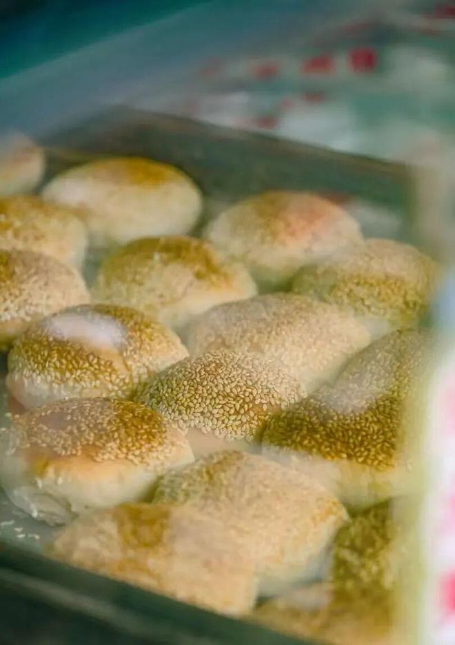 天天排长龙在苏州山塘街地铁口江南蟹壳黄店家只卖一道点心(图6)