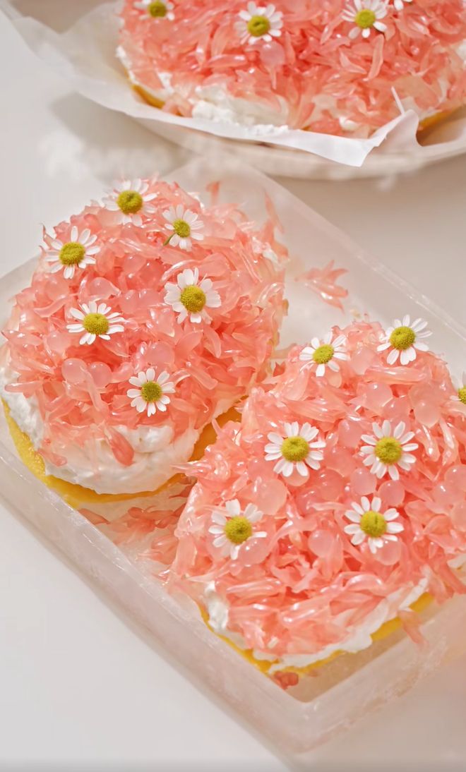 爆了爆了！奶皮子水果酸奶随意组合让蛋糕面包成了配角！今年爆品居然不“烘焙”了？(图4)