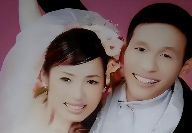 成名后抛弃原配转身娶女粉丝宋小宝再也藏不住早就变了的面相(图6)