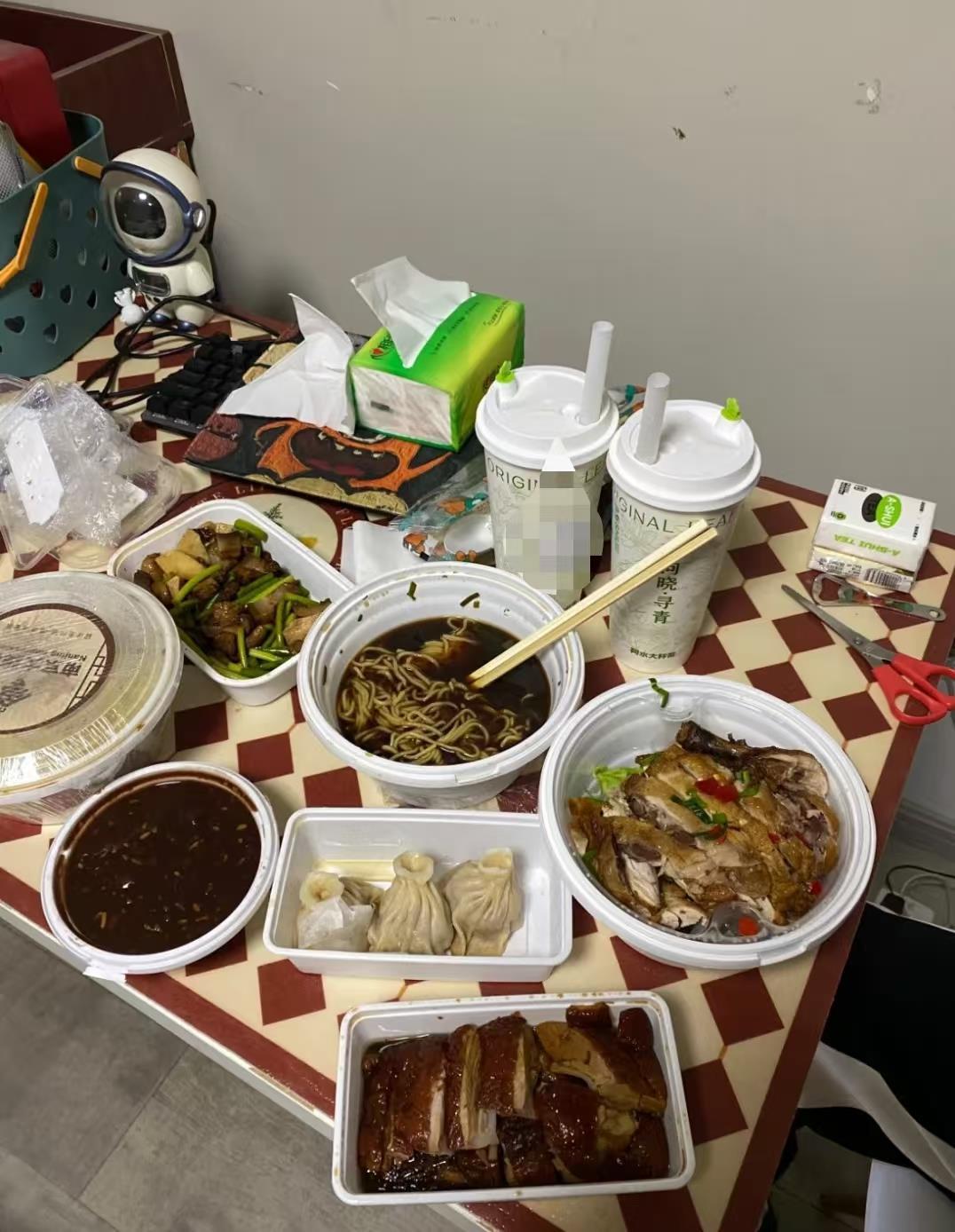 打烊前下单“点3碗赠送7碗”？多名网友称享受南京大牌档福利门店回应(图5)