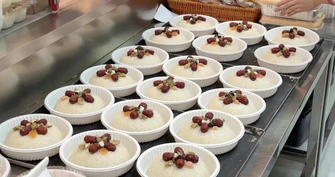 糕点、卤味、零食金山人的年味Ta们“包”了还能任意“搭”！(图2)