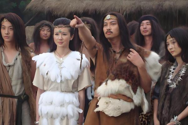 贾宝玉的真实背景竟是红楼最大隐秘？大荒山顽石根基贵不可言(图4)