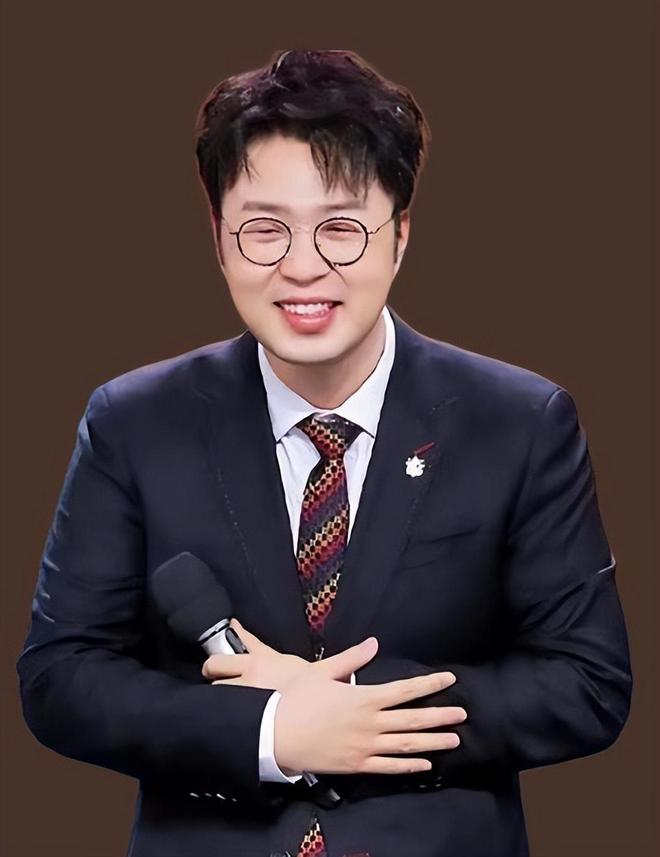 杜海涛给王诗龄庆生翻车!英文名拼错遭全网调侃:英国游学白去了(图4)